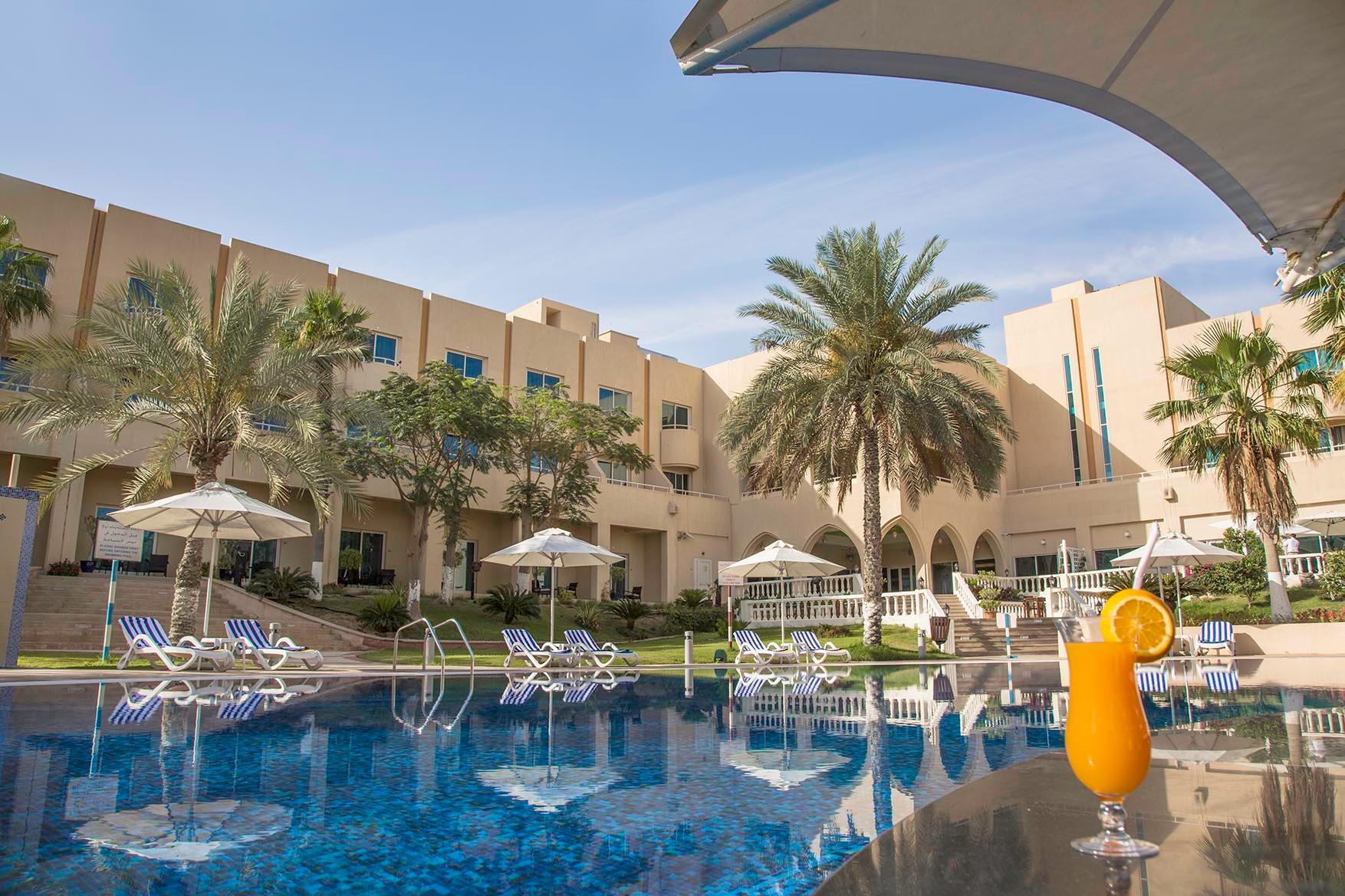 Metropolitan Al Mafraq Hotel Abu Dhabi Ngoại thất bức ảnh