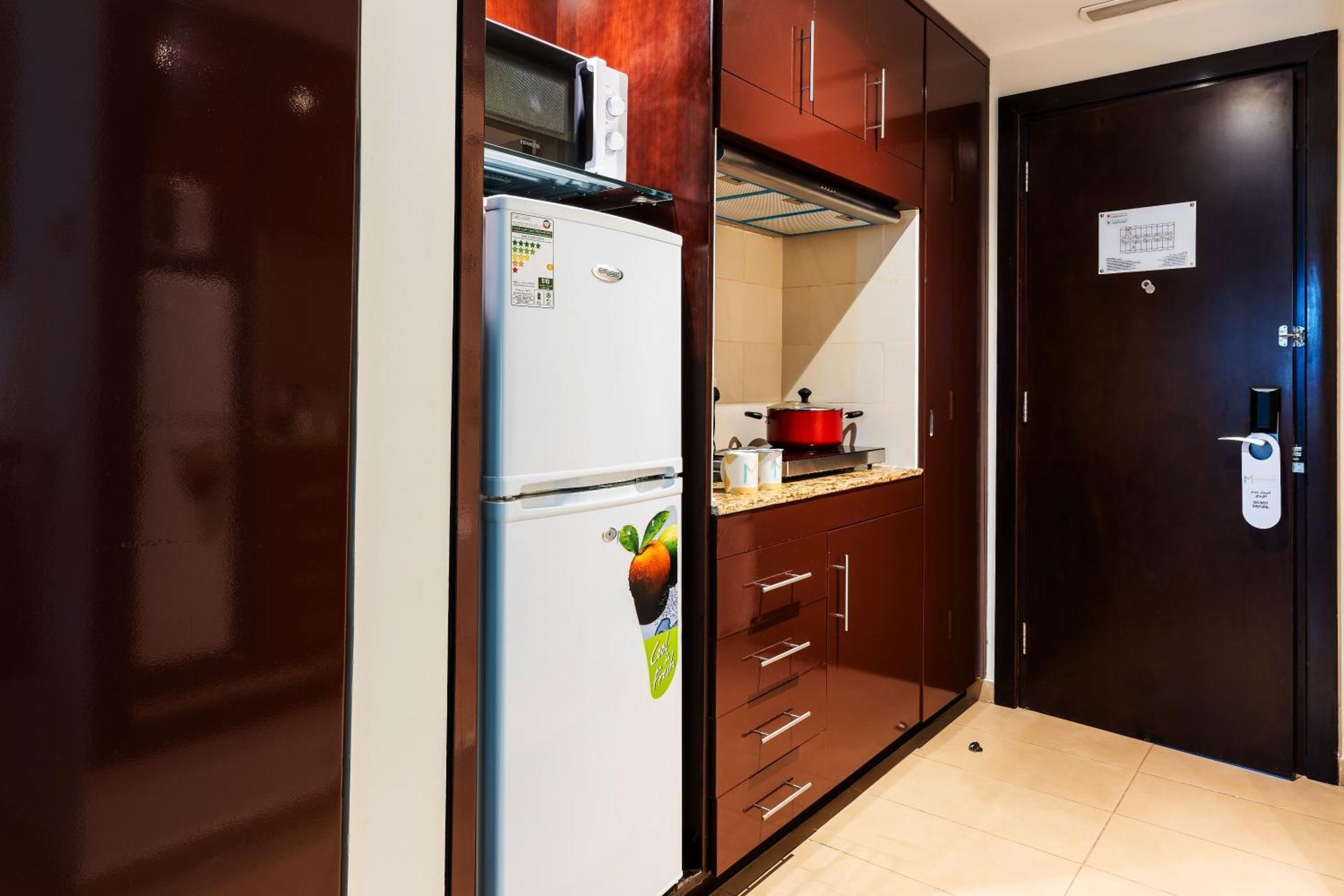 Metropolitan Al Mafraq Hotel Abu Dhabi Ngoại thất bức ảnh