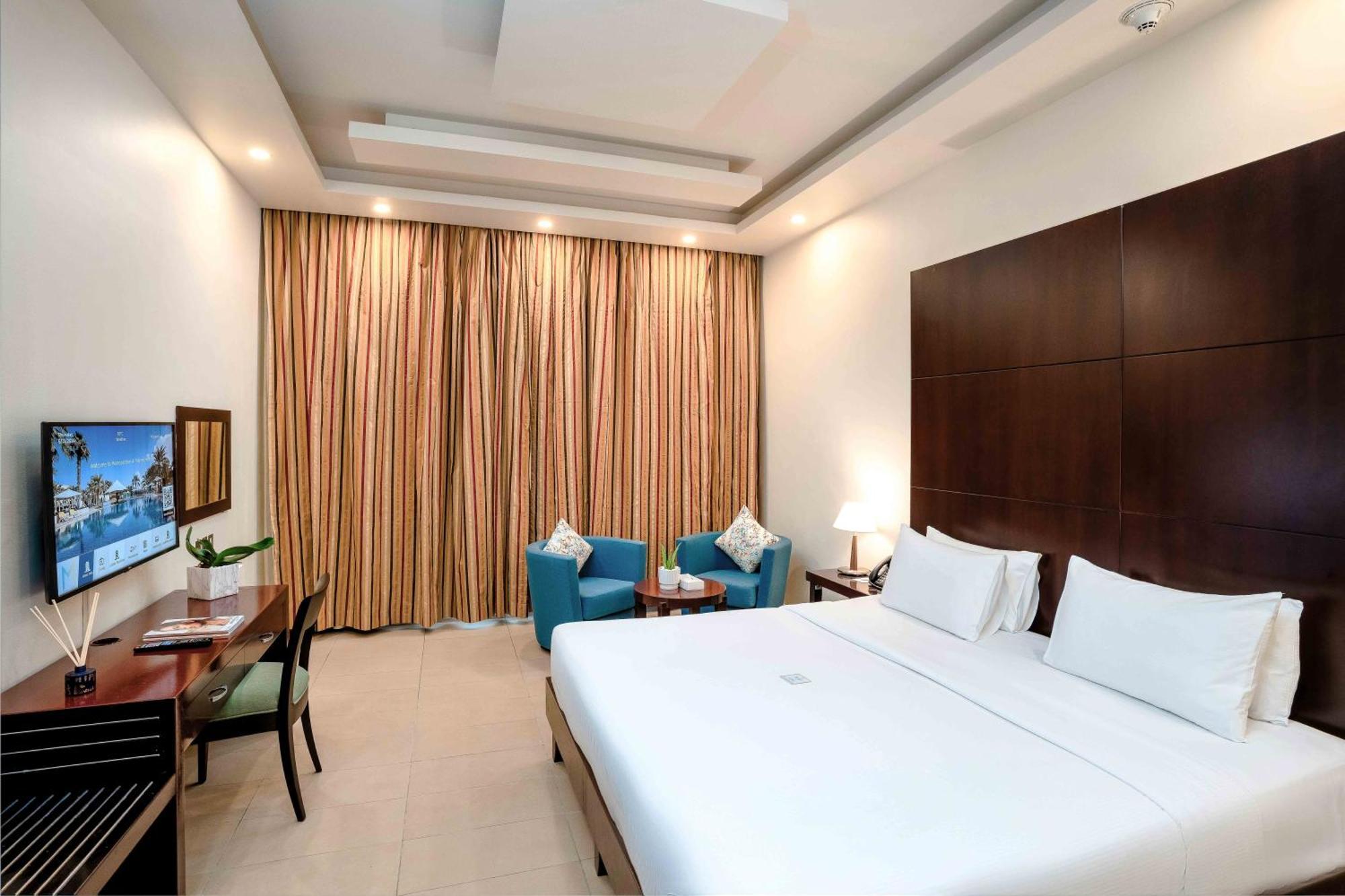 Metropolitan Al Mafraq Hotel Abu Dhabi Ngoại thất bức ảnh
