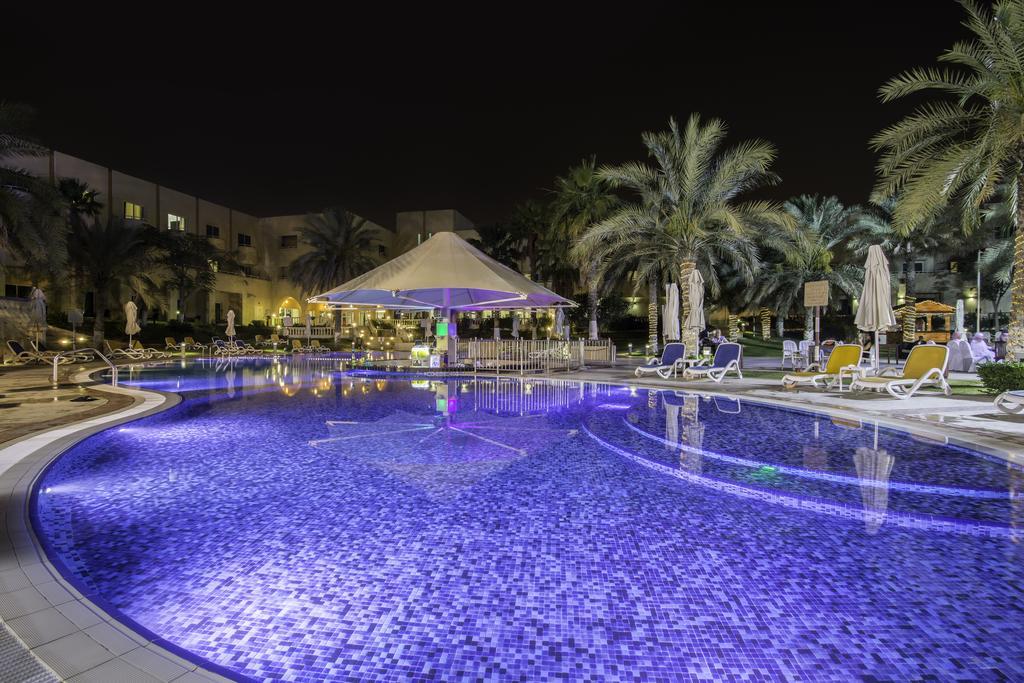 Metropolitan Al Mafraq Hotel Abu Dhabi Ngoại thất bức ảnh
